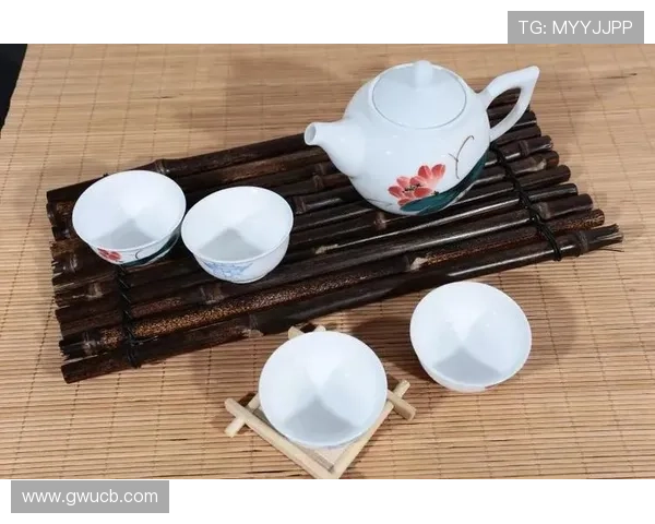 《家有爹娘》：一碗温情汤，品味人间烟火味